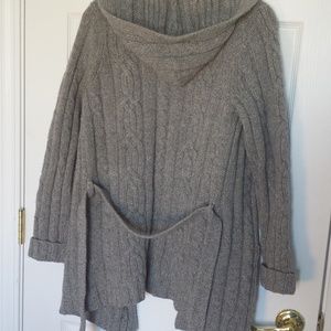 Abercrombie & Fitch Gray Cable Knit Cardigan